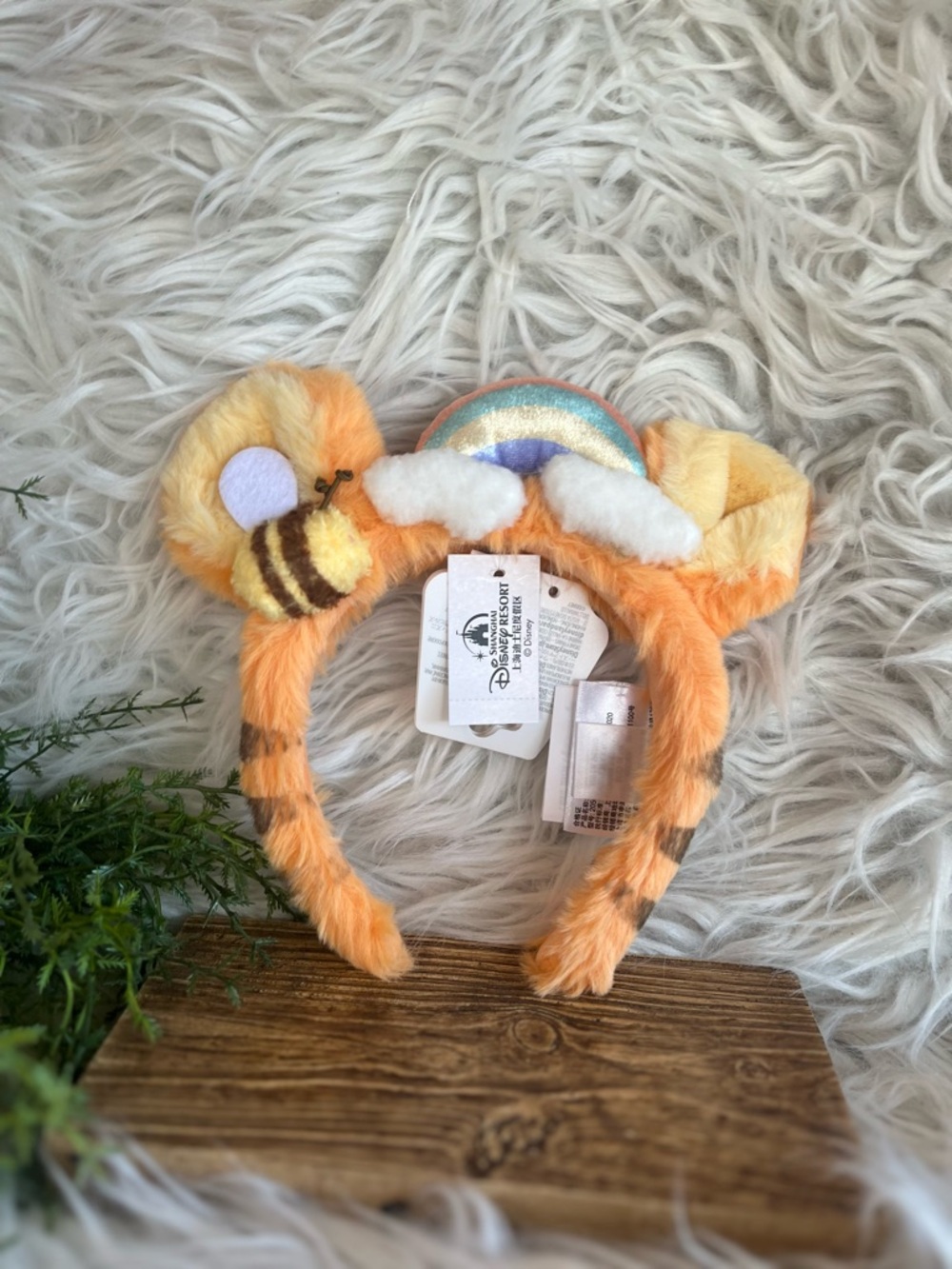 Disney Shanghai Authentic 2024 Summer Tiger Bee Headband Parks Ear Headband